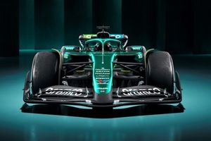 Onthulling Aston Martin AMR25