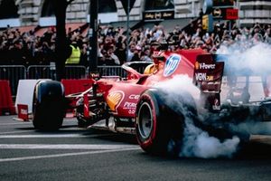 Ferrari F1-show in Milaan