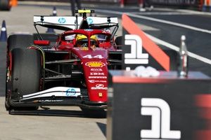Hamilton verslaat Verstappen en McLaren voor sprintpole: "Ongelooflijk"